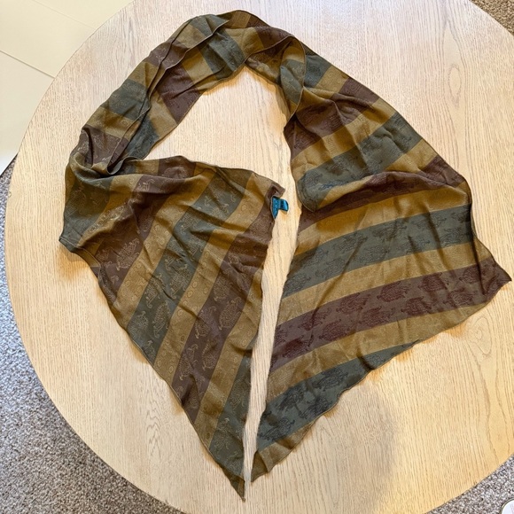 Scarf Wrap Accessory - Picture 6 of 8